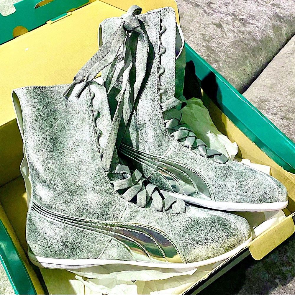 Silver Puma Eskiva leather high-top sneakers- NWT